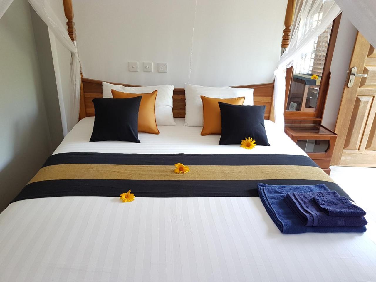 White Villa Beach Resort Mirissa Zewnętrze zdjęcie