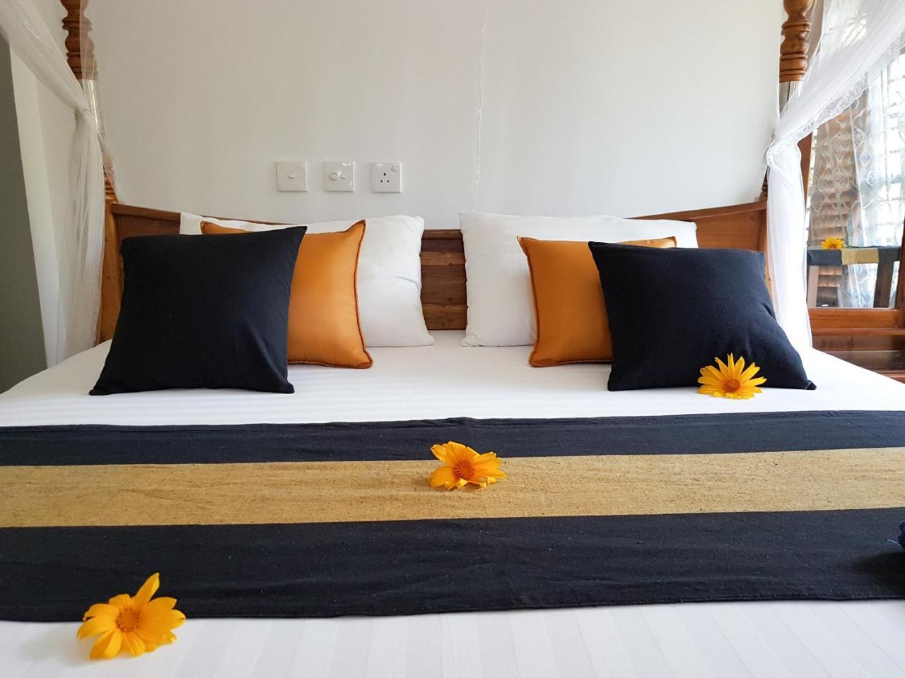 White Villa Beach Resort Mirissa Zewnętrze zdjęcie
