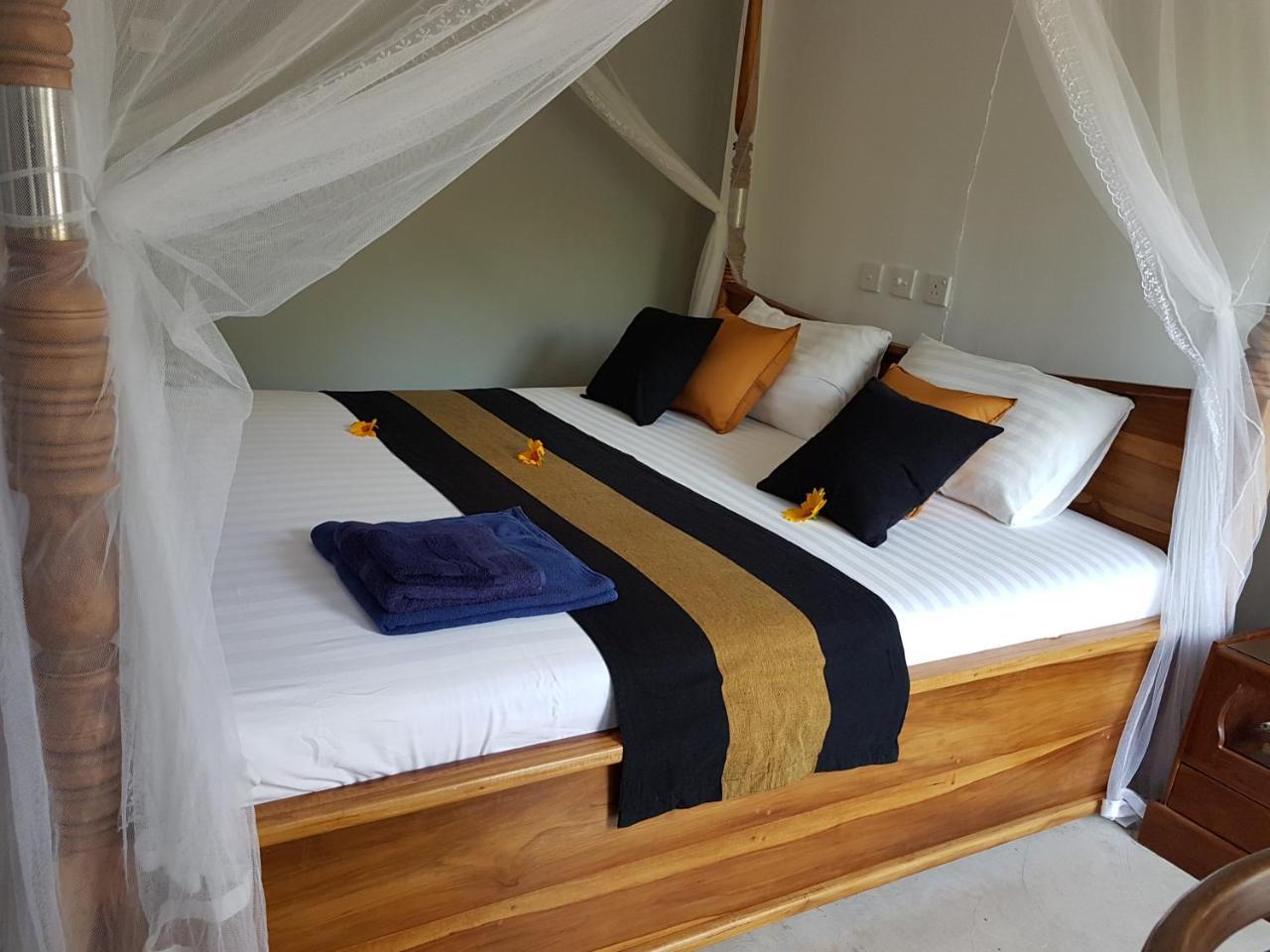 White Villa Beach Resort Mirissa Zewnętrze zdjęcie