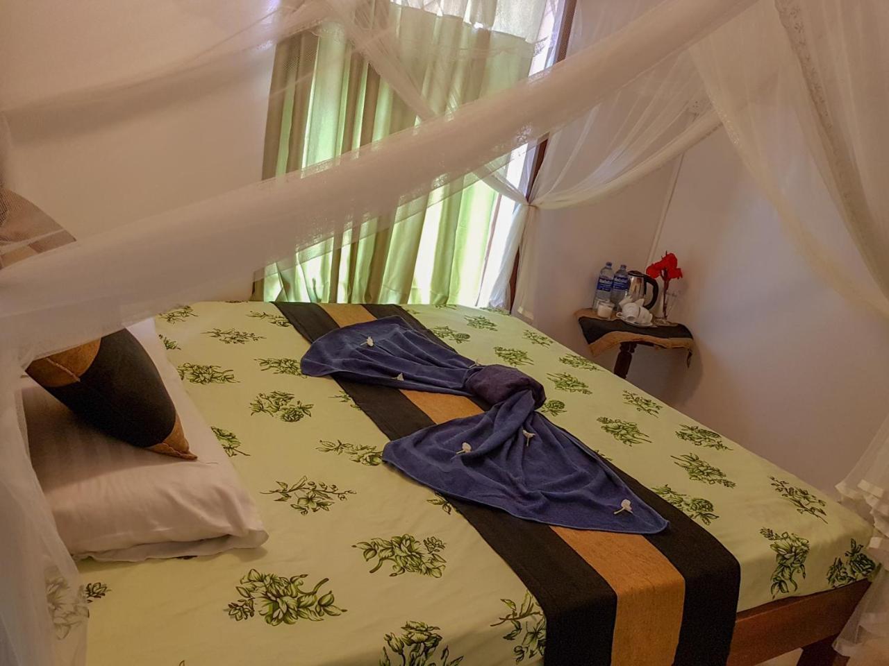 White Villa Beach Resort Mirissa Zewnętrze zdjęcie